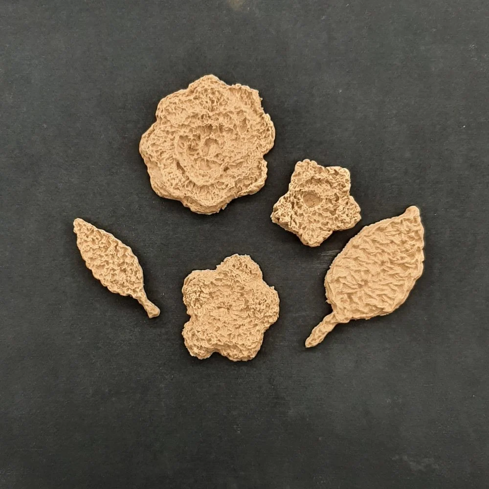 Ξυλόγλυπτο Διακοσμητικό Λουλούδια σετ 5 τεμ.