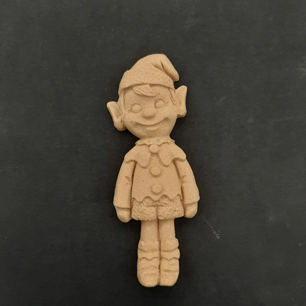 Ξυλόγλυπτο Διακοσμητικό Ξωτικό 8,5εκΧ3εκ.