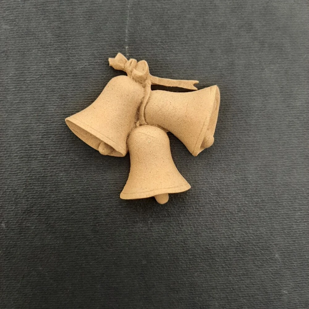 Ξυλόγλυπτο Διακοσμητικό Καμπάνες  5,5εκΧ5,5εκ.