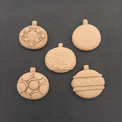 Ξυλόγλυπτο Διακοσμητικό Χριστουγεννιάτικες Μπάλες Σετ 5 τεμαχίων