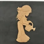 Ξυλόγλυπτο Διακοσμητικό Κοπέλα με ποτιστήρι  by Nancy-Nancy