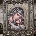 Παναγία By Anna Saoulidou